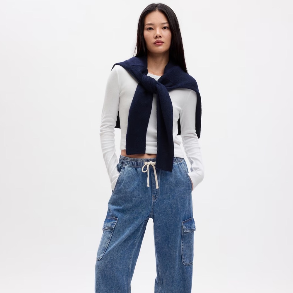 GAP High Rise Wide-Leg Cargo Pull-On Jeans